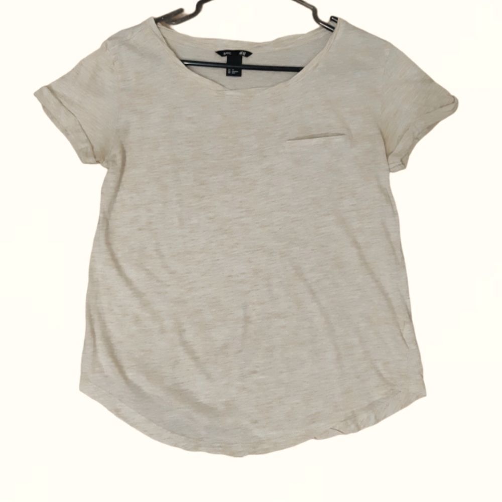 H&M Basics beige cotton tee